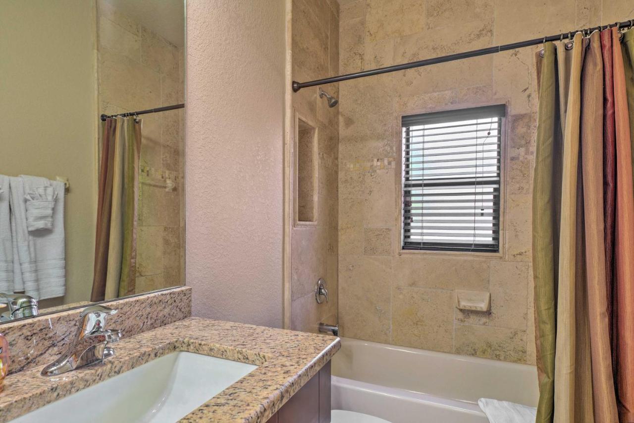 Canalfront Cape Coral Home With Patio And Grill! Екстер'єр фото