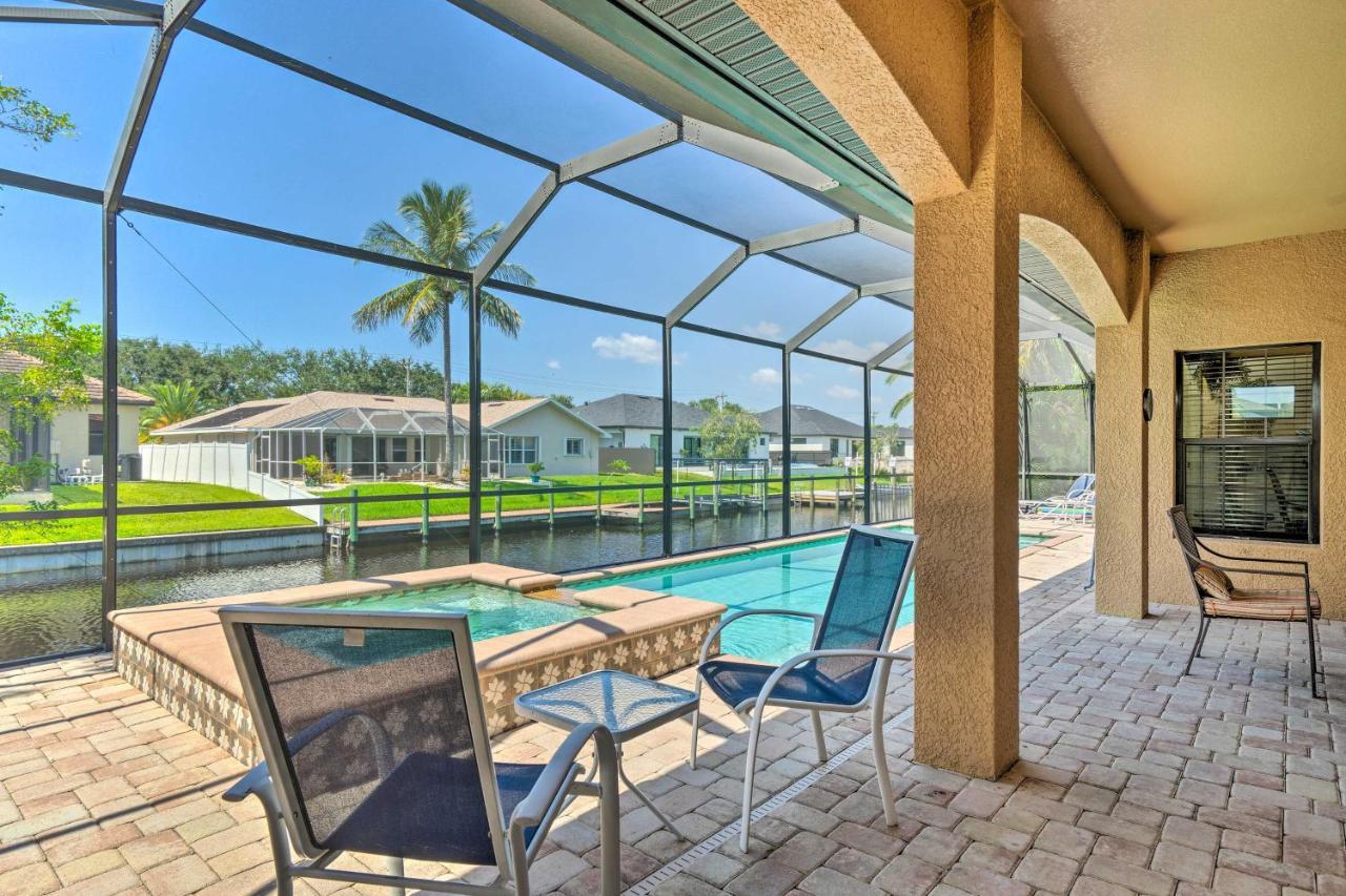 Canalfront Cape Coral Home With Patio And Grill! Екстер'єр фото